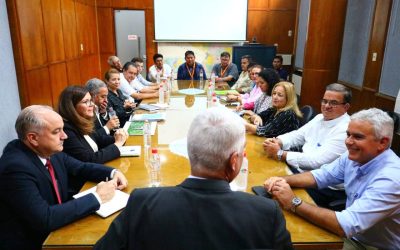 Líderes indígenas exigen avanzar en construcción de camino.