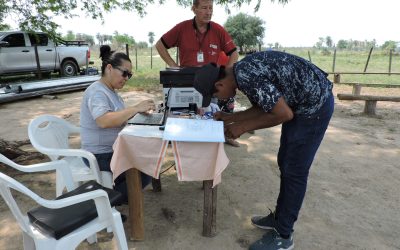 Indígenas contentos por documentarse